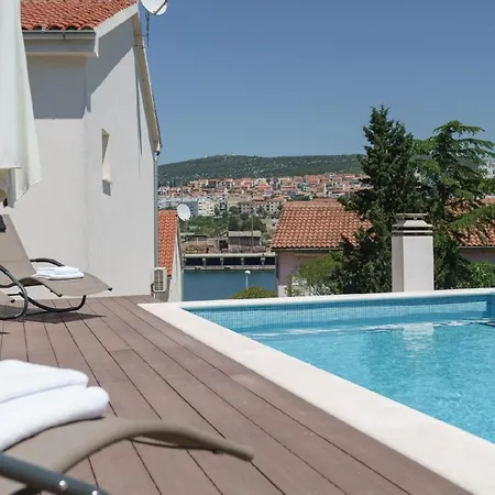 Holiday home Ferienhaus Fur 11 Personen In Sibenik, Dalmatien Norddalmatien Sibenik