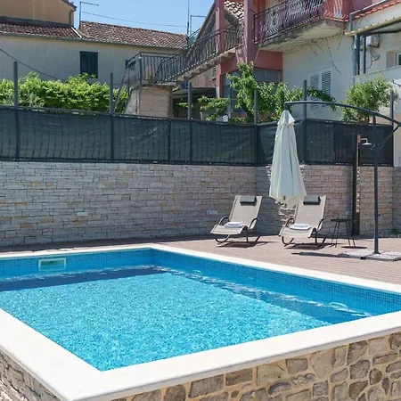 Ferienhaus Fur 11 Personen In Sibenik, Dalmatien Norddalmatien Holiday home