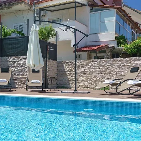Ferienhaus Fur 11 Personen In Sibenik, Dalmatien Norddalmatien Holiday home *